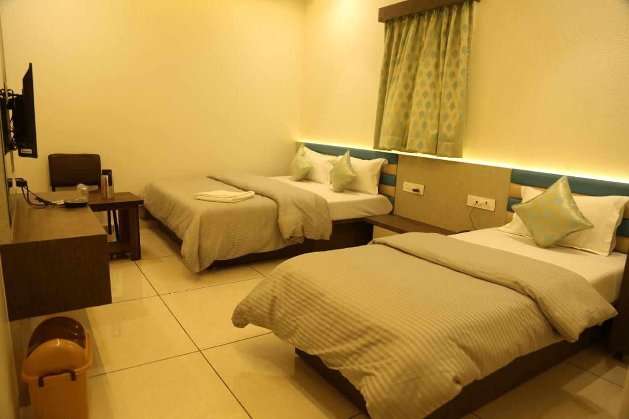 Hotel Bhagyoday Limodara Exterior foto